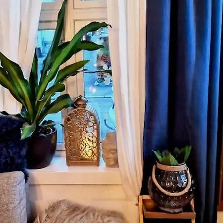 Sjarmerende I Hjerte Av By Lejlighed *