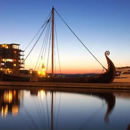 Sjarmerende I Hjerte Av By Lejlighed Tønsberg