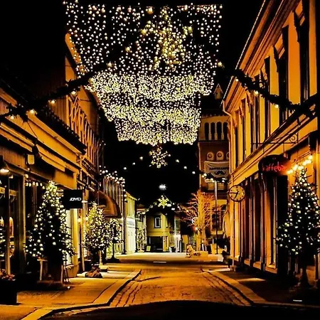 Sjarmerende I Hjerte Av By Daire *