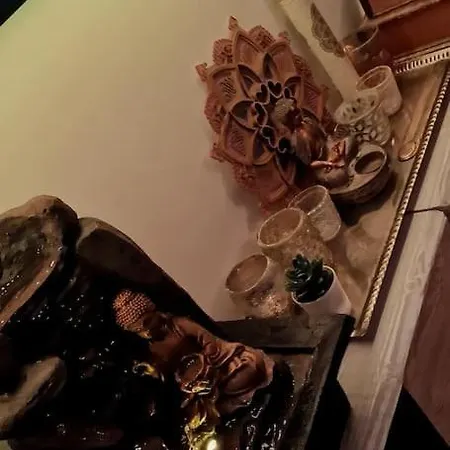 Sjarmerende I Hjerte Av By