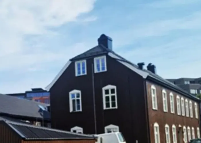 Sjarmerende I Hjerte Av By Apartament *