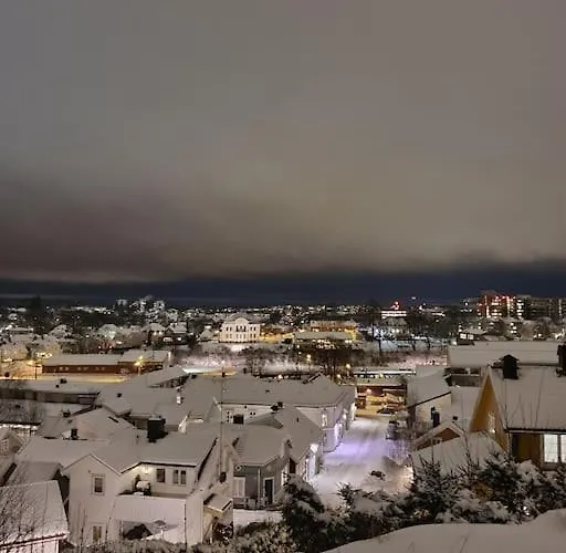 Sjarmerende I Hjerte Av By
