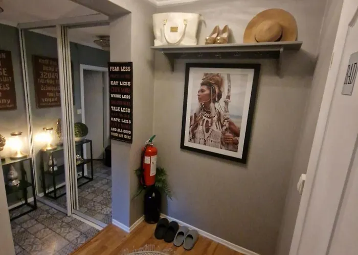 Apartament Sjarmerende I Hjerte Av By *