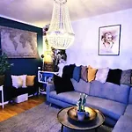 Apartamento Sjarmerende I Hjerte Av By *