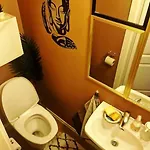 Sjarmerende I Hjerte Av By Apartamento