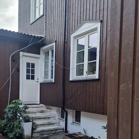 Sjarmerende I Hjerte Av By Apartmán *